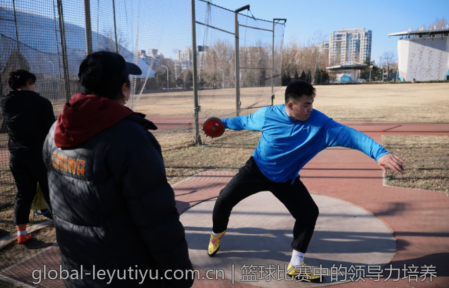 篮球比赛中的领导力培养